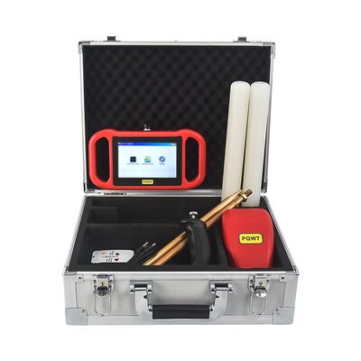 เครื่องตรวจจับน้ำ PQWT-TCM พร้อมหน้าจอสัมผัส LCD 33 ความถี่ และระยะการค้นหาพื้นผิว 1500 เมตรสำหรับการสำรวจทางธรณีฟิสิกส์