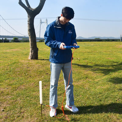 เครื่องตรวจจับน้ำใต้ดิน PQWT TC300 ความลึก 300 เมตร พร้อมหน้าจอสัมผัสขนาด 7 นิ้ว และการทำแผนที่อัตโนมัติ